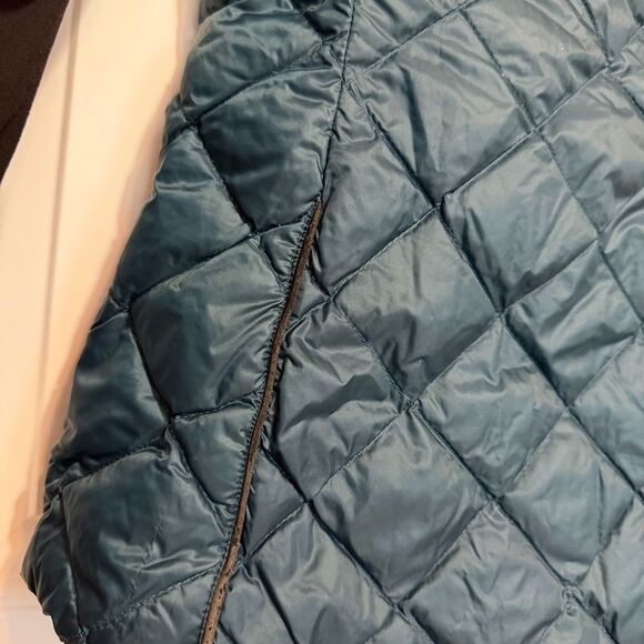 Lululemon Run Turn Around Women’s Reversible Jacket Alberta Lake/Black 4 Goose - Picture 5 of 9